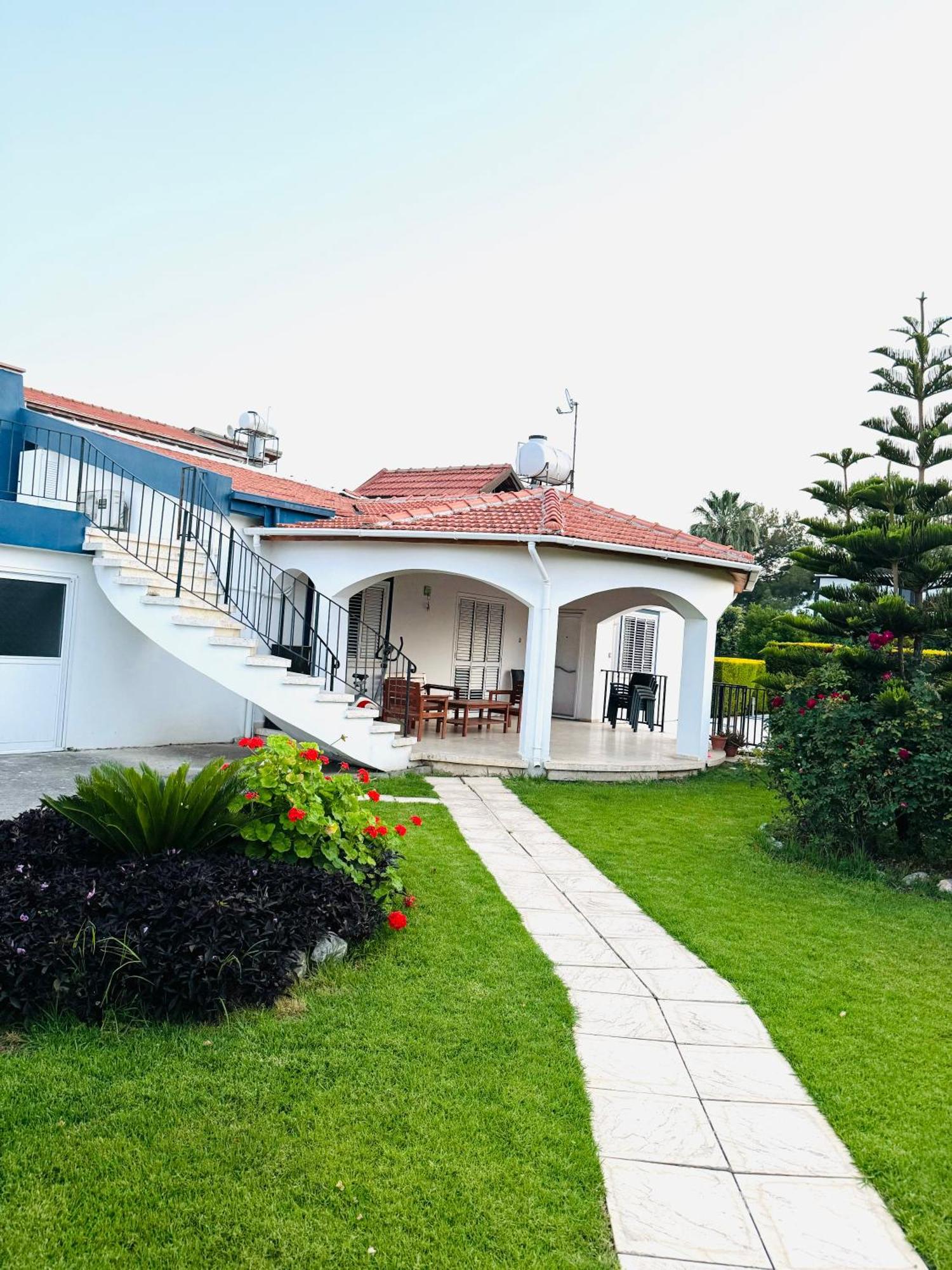 Karakum With Private Pool Kyrenia Villa Kyrenia (Northern Cyprus)